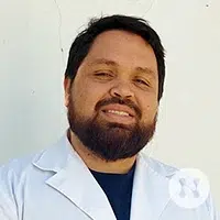 Dr. Carlos Valenzuela